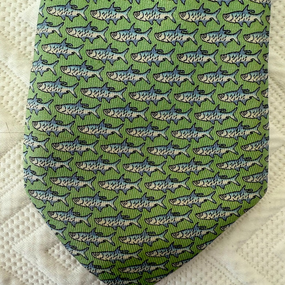 Boys Vineyard Vines Fish Tie